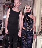 Filename=001.jpg
Filesize=1063KiB
Dimensions=1372x2048
Date added=Dec 08, 2023 001.jpg