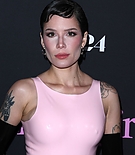 102.jpg