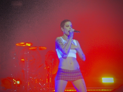 © x.com/manasa_xx
