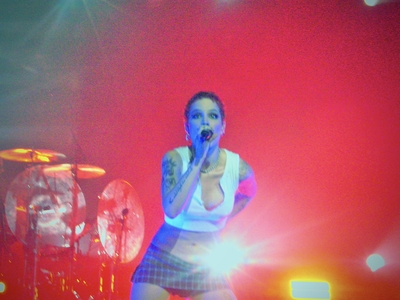© x.com/manasa_xx
