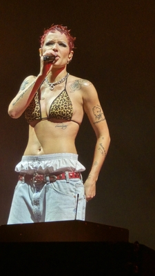 © x.com/HalseyIsMyWrld
