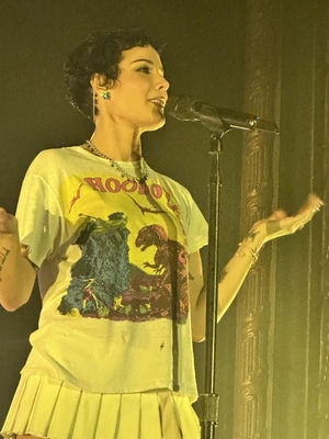 © x.com/kimmycarrera

