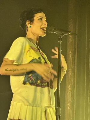 © x.com/kimmycarrera
