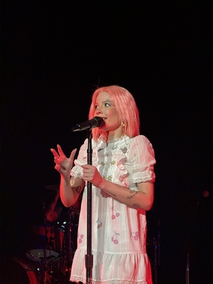 © x.com/LANA_dangerzone
