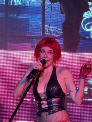 © x.com/sightlyselena
