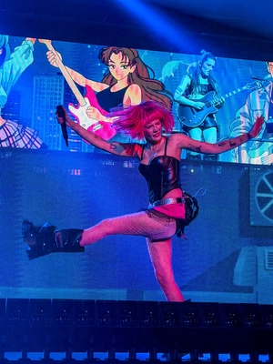 © x.com/manicbadlands17
