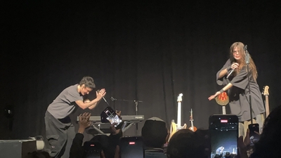 © x.com/QueenTatooine
