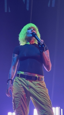 © x.com/13HURRlCANES
