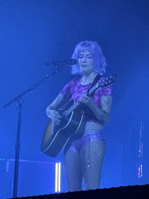 © x.com/midnightswnic
