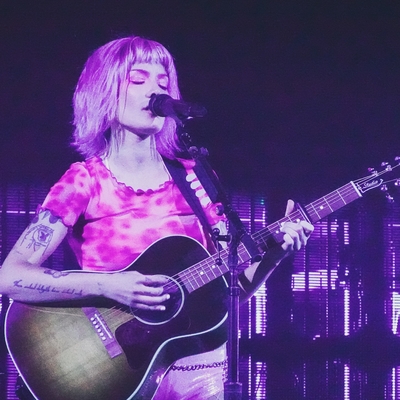 © instagram.com/massbroadcast
