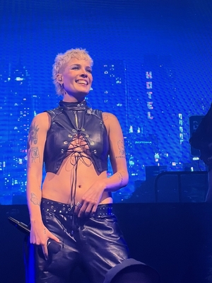 © x.com/NEVERL0VEDYOU
