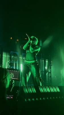 © x.com/needlovesobadly
